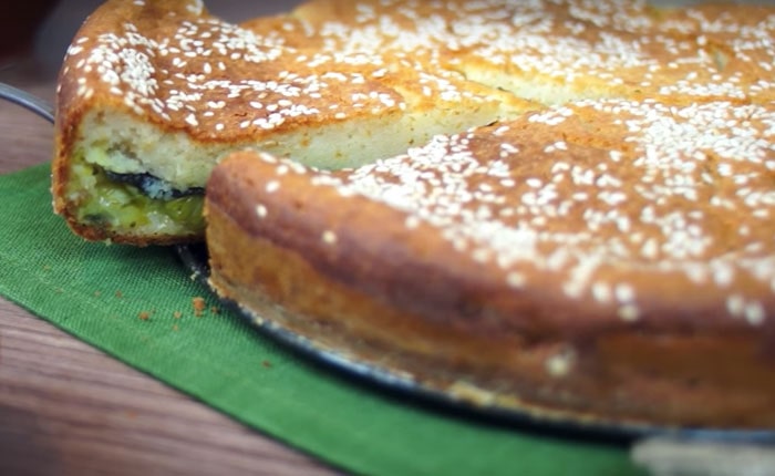 Заливной пирог на кефире: вкусный рецепт с фото и видео